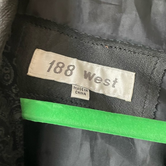 Vintage Genuine Black Leather Coat with Shoulder Pads Paisley - Size Small - Picture 5 of 5